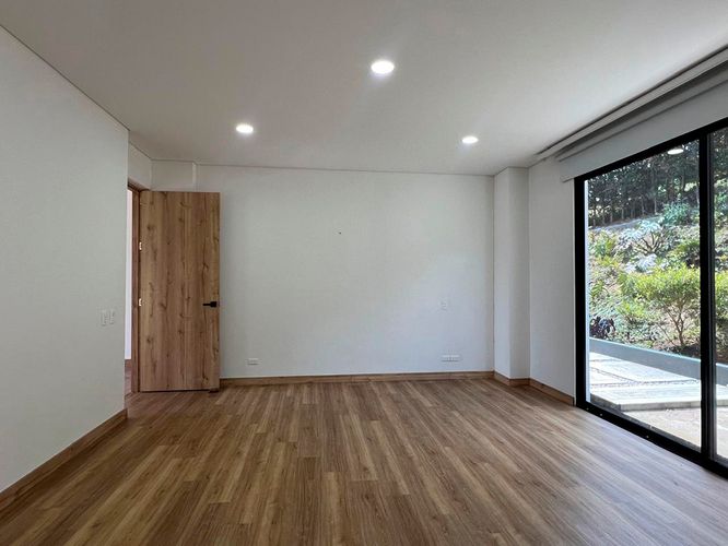 Casa de 5 alcobas en arriendo en El Retiro, 667 m² · foto 12 de 20