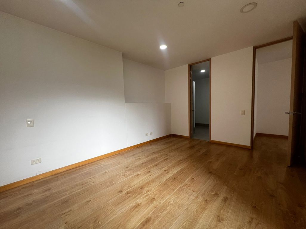 Apartamento en arriendo en La Pradera, Envigado · foto 14 de 20