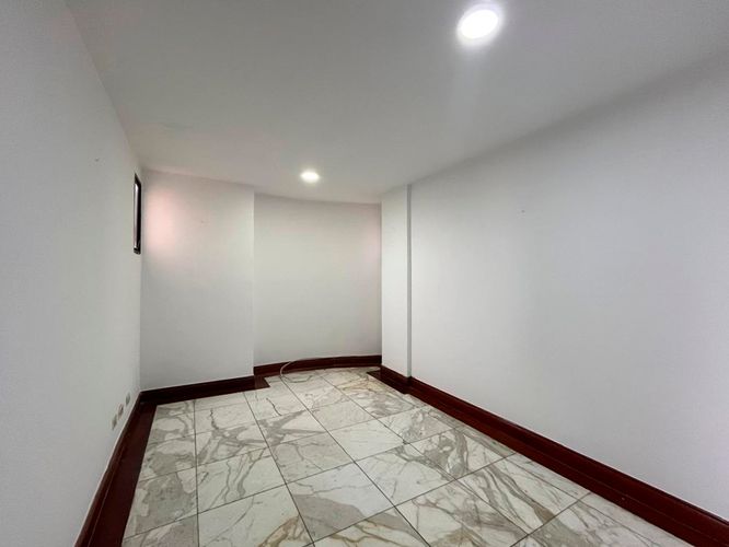 Apartamento de 3 alcobas en arriendo en El Poblado, Medellín, 146 m² · foto 4 de 20