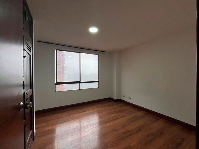 Apartamento de 3 alcobas en arriendo en El Poblado, Medellín, 146 m² · foto 11 de 20