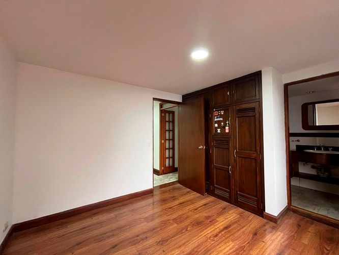 Apartamento de 3 alcobas en arriendo en El Poblado, Medellín, 146 m² · foto 12 de 20