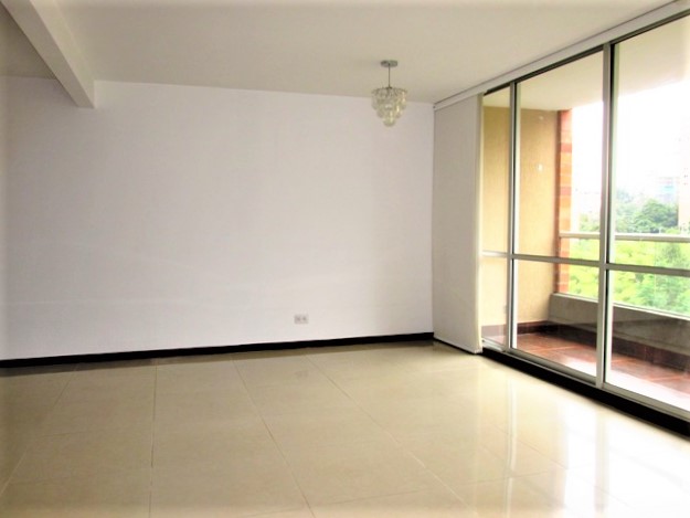 Apartamento en venta en Cumbres, Envigado · foto 2 de 20