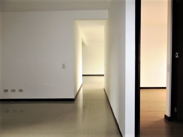 Apartamento en venta en Cumbres, Envigado · foto 4 de 20