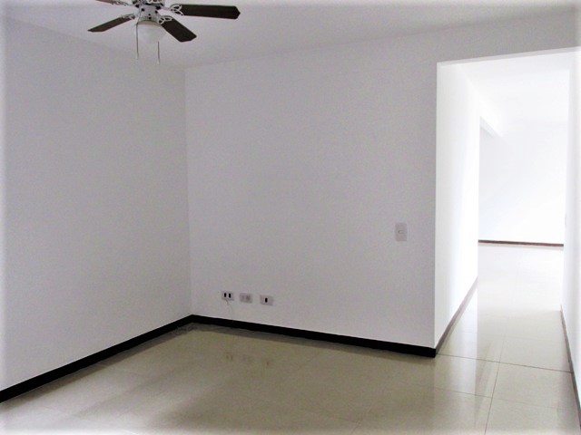 Apartamento en venta en Cumbres, Envigado · foto 12 de 20
