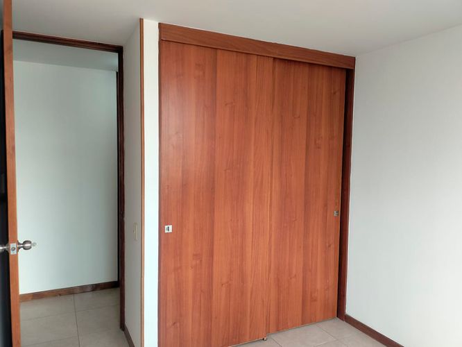 Apartamento de 3 alcobas en arriendo en El Poblado, Medellín, 87 m² · foto 14 de 17