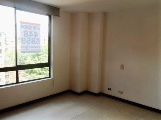 Apartamento de 3 alcobas en arriendo en El Poblado, Medellín, 117 m² · foto 8 de 18