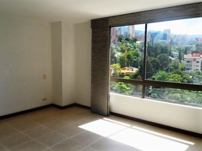 Apartamento de 3 alcobas en arriendo en El Poblado, Medellín, 117 m² · foto 11 de 18