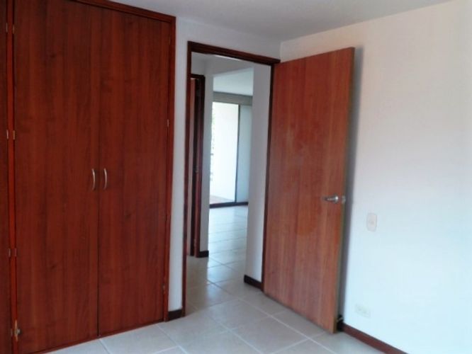 Apartamento de 3 alcobas en arriendo en El Poblado, Medellín, 117 m² · foto 14 de 18