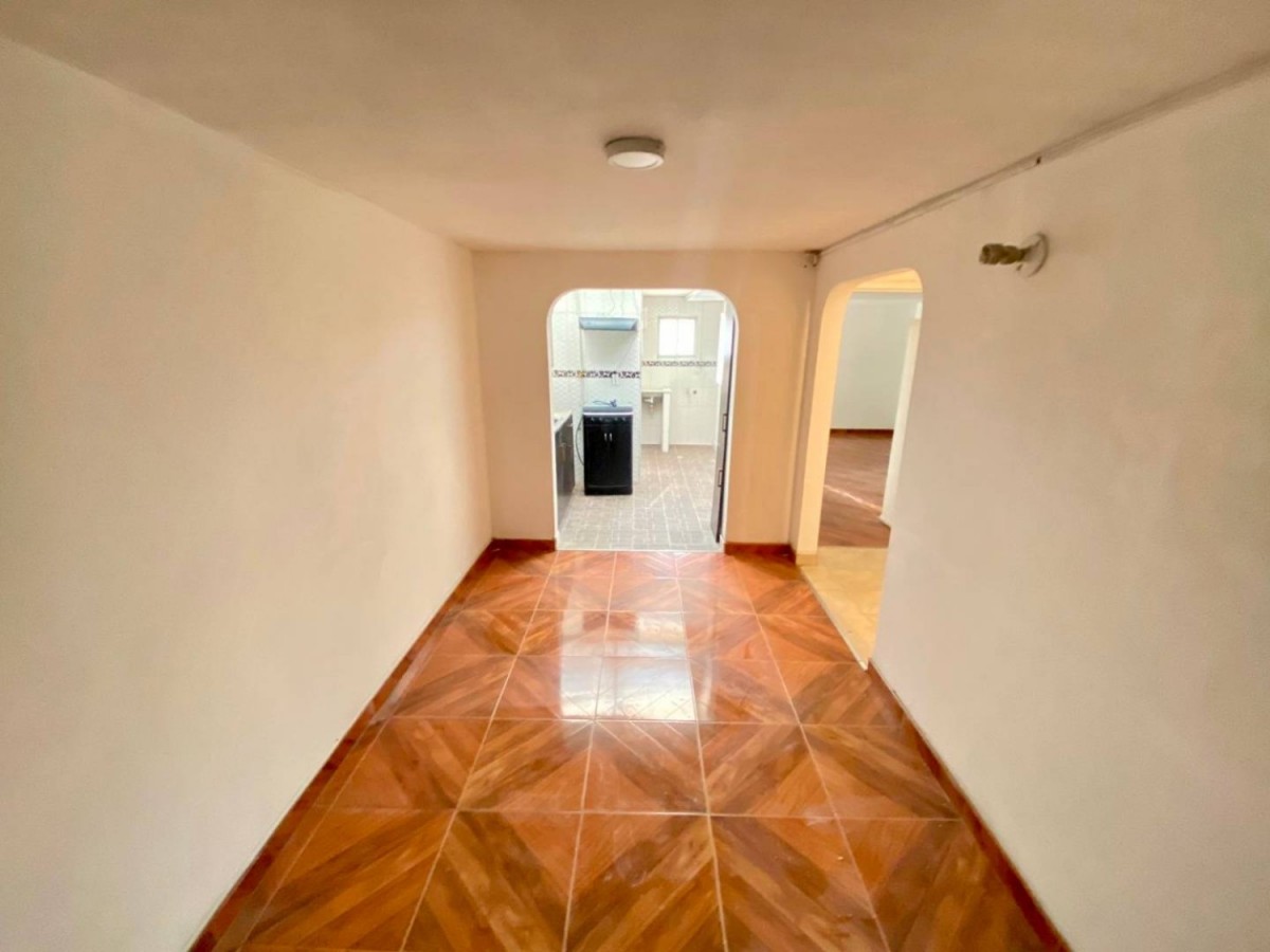 Casa en venta en Santa Isabel, Bogotá · foto 7 de 24