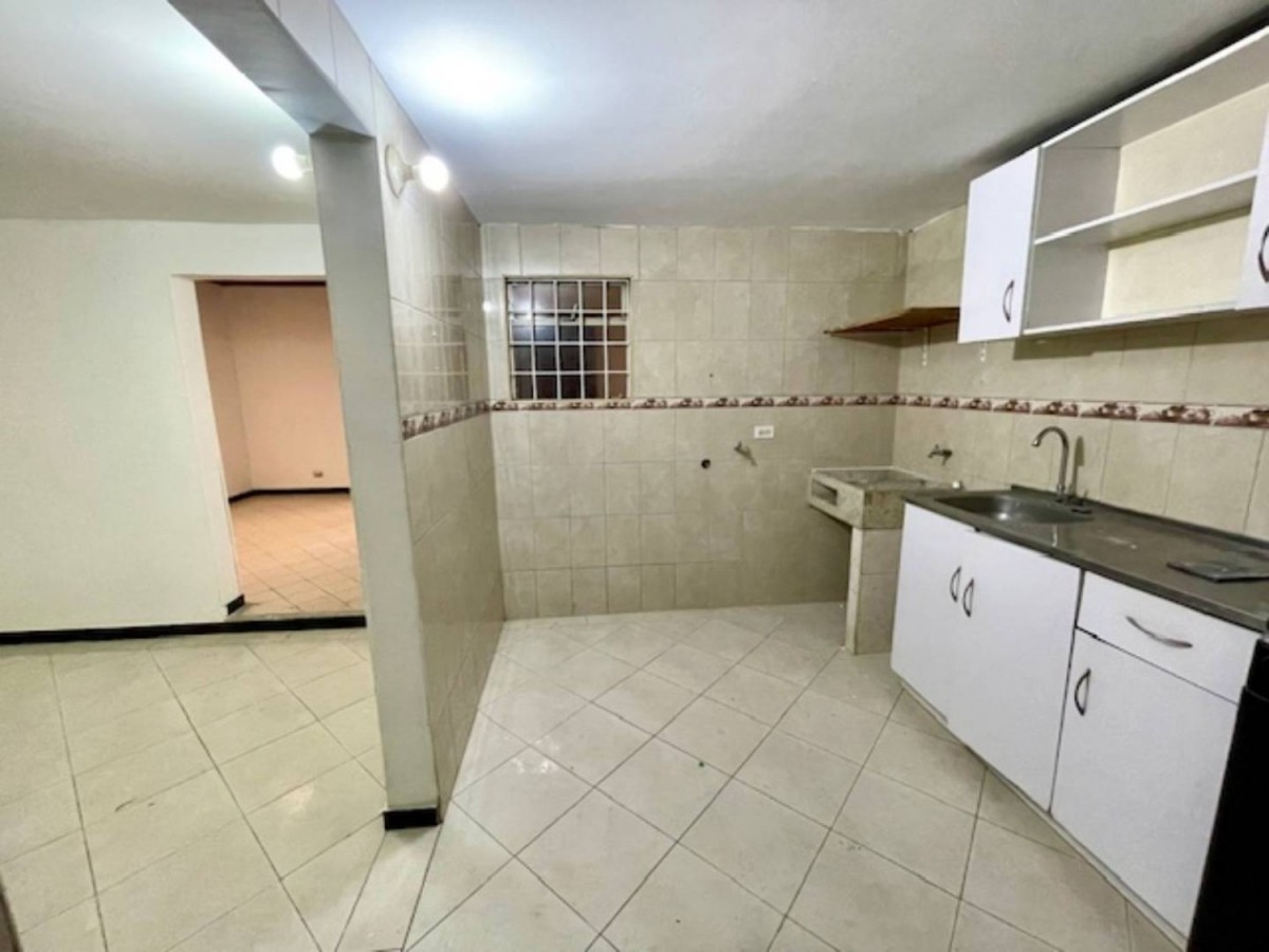 Casa en venta en Santa Isabel, Bogotá · foto 17 de 24