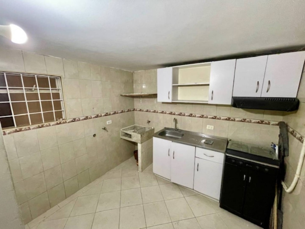 Casa en venta en Santa Isabel, Bogotá · foto 18 de 24