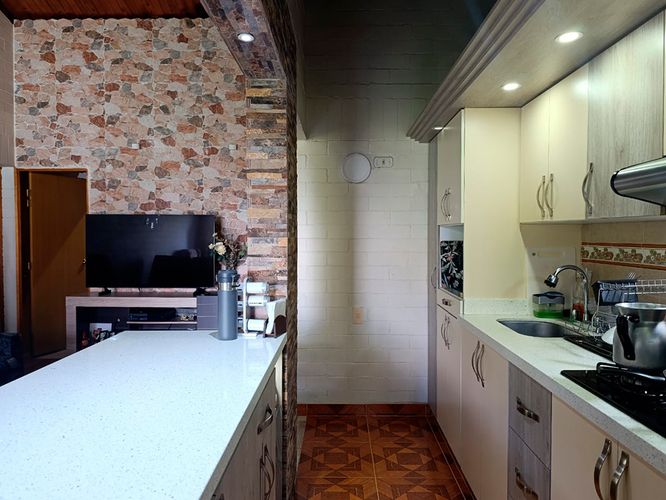 Apartamento de 3 alcobas en arriendo en El Poblado, Medellín, 68 m² · foto 9 de 20