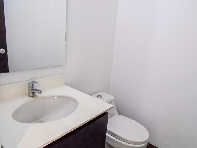 Apartamento de 2 alcobas en arriendo en El Poblado, Medellín, 105 m² · foto 10 de 12