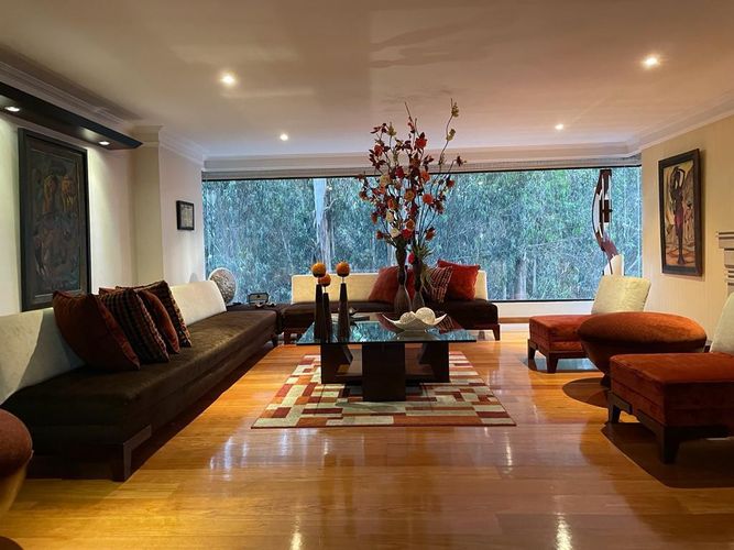 Apartamento de 4 alcobas en venta en Montearroyo, Bogotá, 391 m² · foto 2 de 15