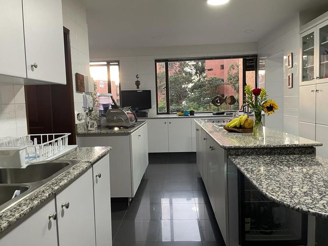 Apartamento de 4 alcobas en venta en Montearroyo, Bogotá, 391 m² · foto 6 de 15