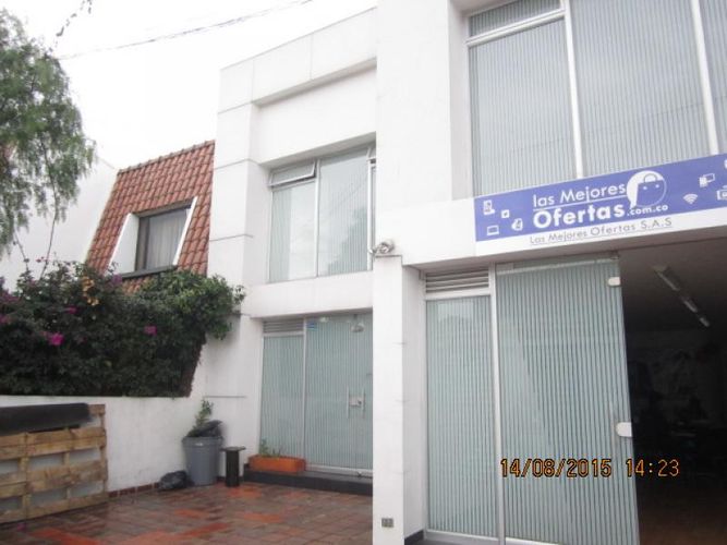 Casa de 8 alcobas en venta en Pasadena, Bogotá, 263 m² · foto 3 de 24