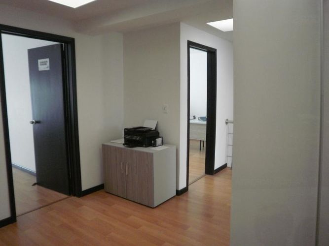 Casa de 8 alcobas en venta en Pasadena, Bogotá, 263 m² · foto 18 de 24