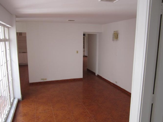Casa de 6 alcobas en venta en Santa Barbara, Bogotá, 330 m² · foto 7 de 24