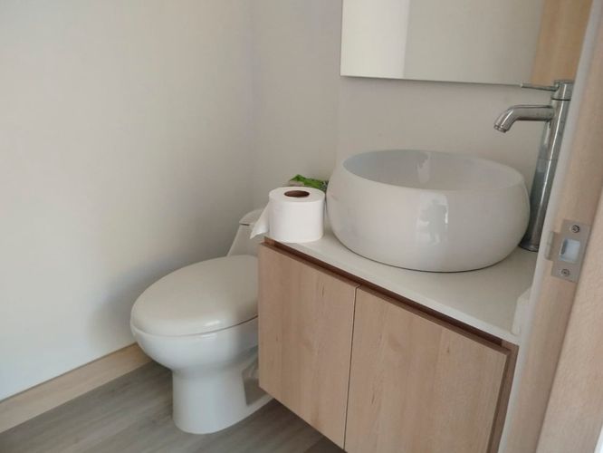 Local en arriendo en El Poblado, Medellín, 100 m² · foto 10 de 10