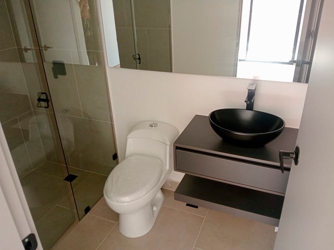Apartamento de 3 alcobas en venta en Laureles, Medellín, 134 m² · foto 15 de 19
