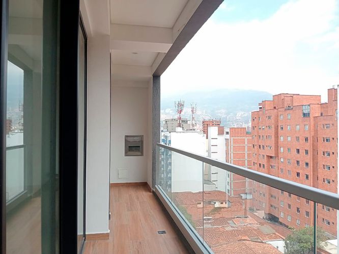 Apartamento de 3 alcobas en venta en Laureles, Medellín, 120 m² · foto 20 de 20