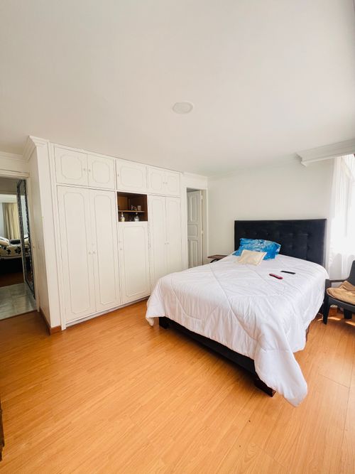 Apartamento en venta en Santa Barbara, Bogotá · foto 10 de 19