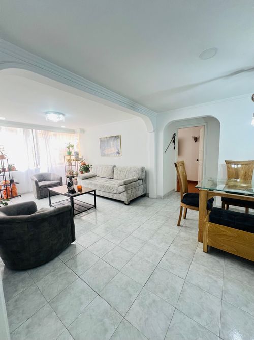 Apartamento en venta en Santa Barbara, Bogotá · foto 3 de 19