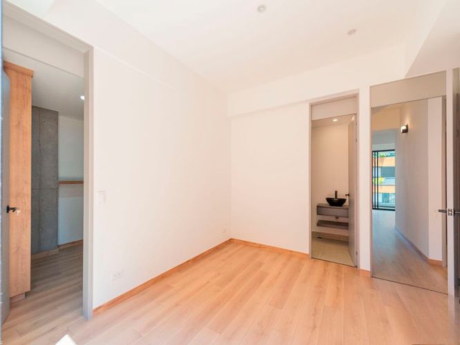 Apartamento de 3 alcobas en venta en Laureles, Medellín, 120 m² · foto 14 de 20