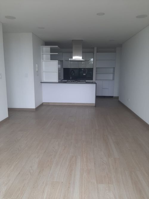 Apartamento de 3 alcobas en venta en Picaleña Y Mirolindo, Ibagué, 95 m² · foto 7 de 24