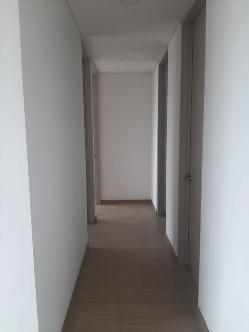 Apartamento de 3 alcobas en venta en Picaleña Y Mirolindo, Ibagué, 95 m² · foto 10 de 24
