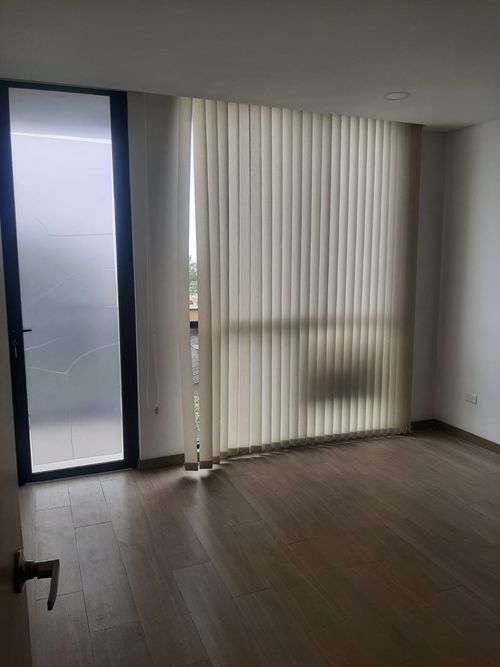 Apartamento de 3 alcobas en venta en Picaleña Y Mirolindo, Ibagué, 95 m² · foto 12 de 24