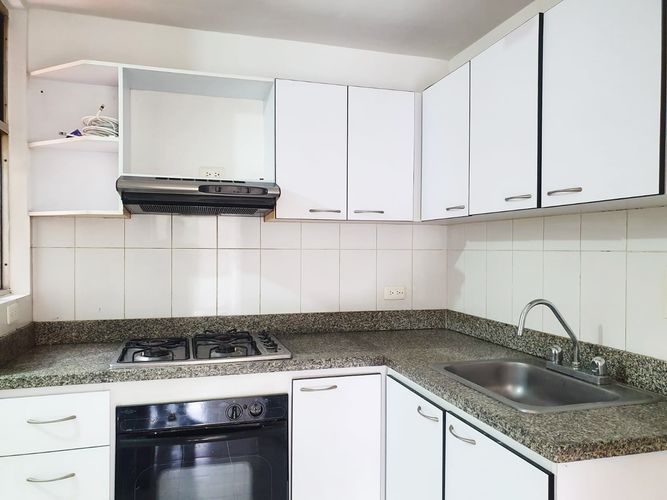 Apartamento de 4 alcobas en arriendo en El Poblado, Medellín, 110 m² · foto 5 de 15