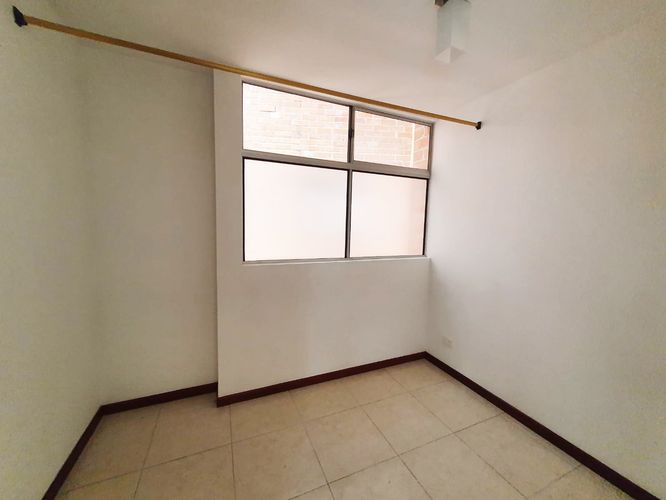 Apartamento de 4 alcobas en arriendo en El Poblado, Medellín, 110 m² · foto 10 de 15
