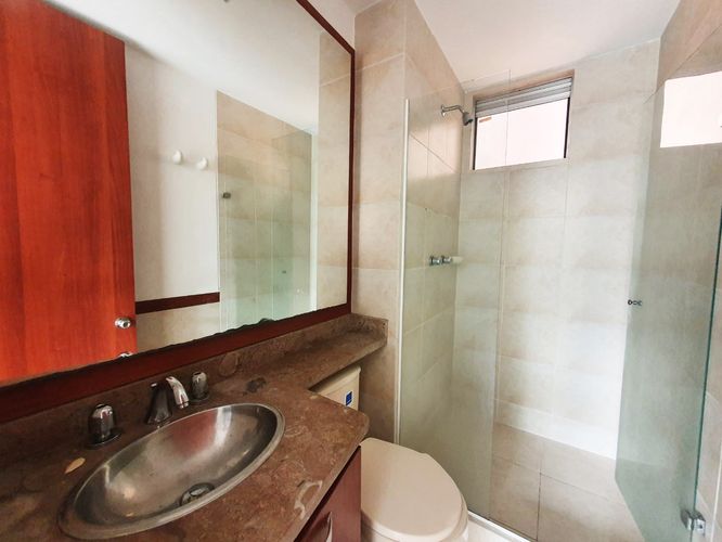 Apartamento de 4 alcobas en arriendo en El Poblado, Medellín, 110 m² · foto 15 de 15