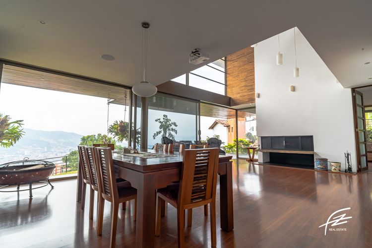 Casa de 5 alcobas en venta en Vereda La Doctora, Sabaneta, 570 m² · foto 7 de 18