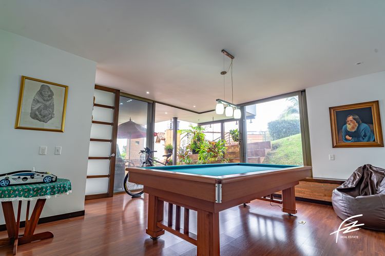 Casa de 5 alcobas en venta en Vereda La Doctora, Sabaneta, 570 m² · foto 14 de 18