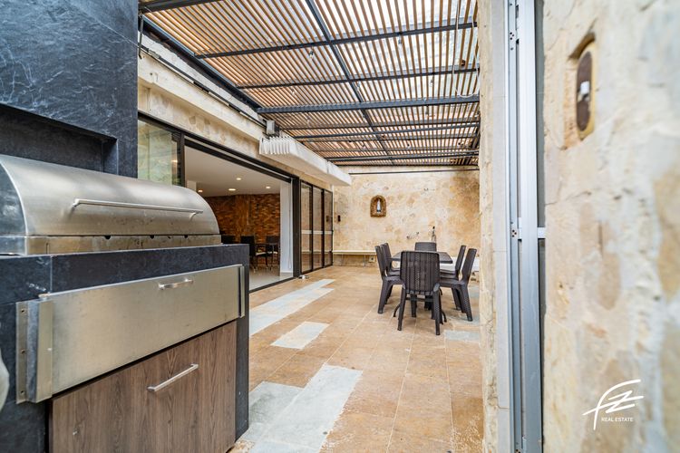 Casa de 4 alcobas en venta en Altos Del Poblado, Medellín, 425 m² · foto 10 de 15