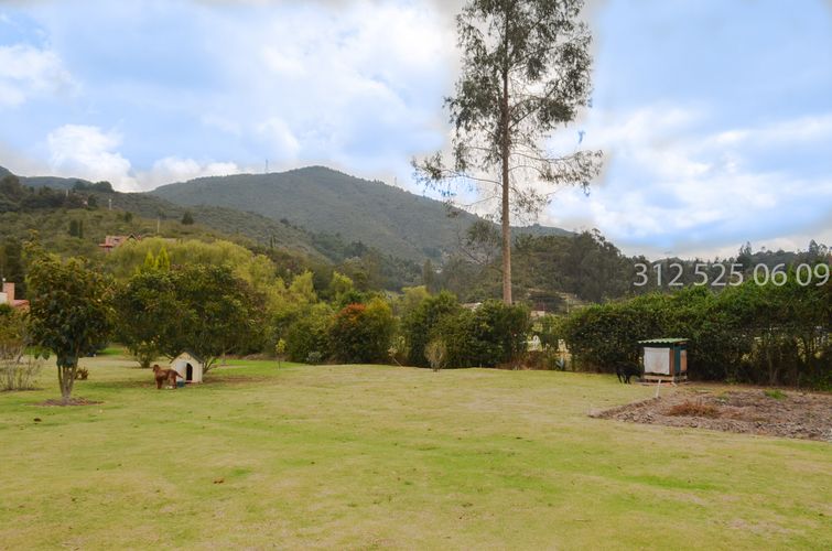 Casa de 6 alcobas en venta en Centro, Sopó · foto 3 de 24