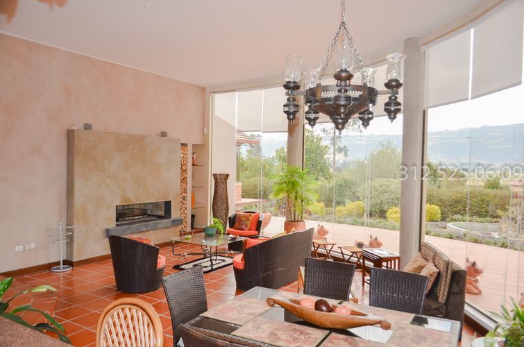 Casa de 6 alcobas en venta en Centro, Sopó · foto 7 de 24