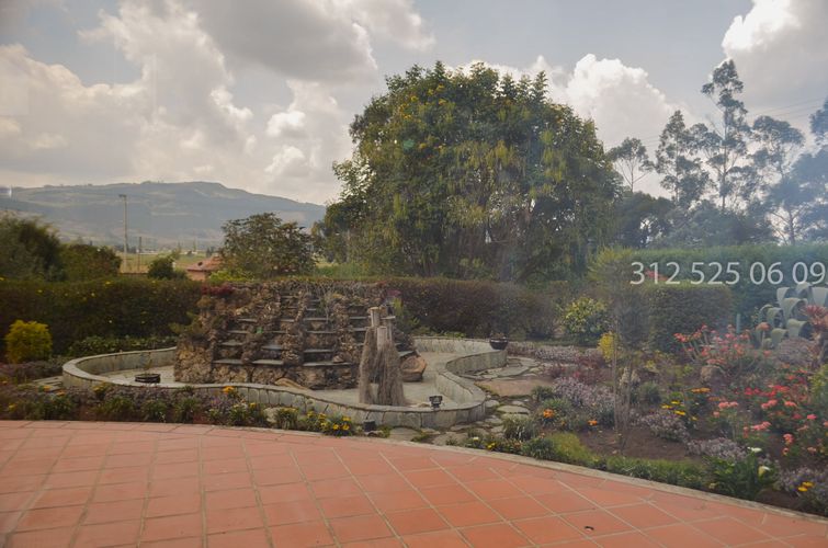 Casa de 6 alcobas en venta en Centro, Sopó · foto 10 de 24