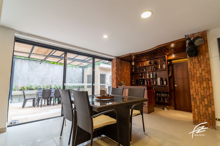 Casa de 4 alcobas en venta en Altos Del Poblado, Medellín, 425 m² · foto 12 de 15