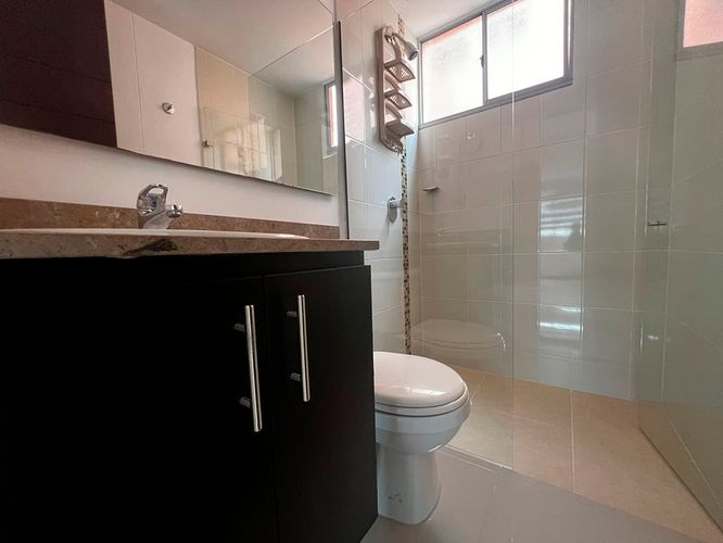 Apartamento de 2 alcobas en arriendo en Camino Verde, Envigado, 80 m² · foto 13 de 13
