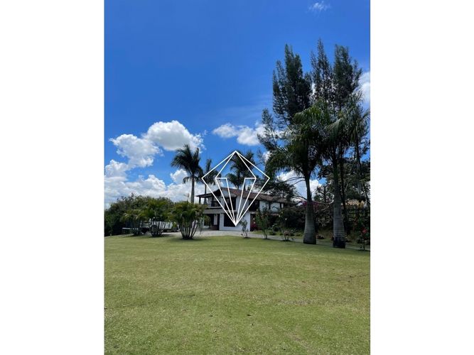 Finca en venta en La Alhambra, El Carmen de Viboral, 300 m² · foto 4 de 24