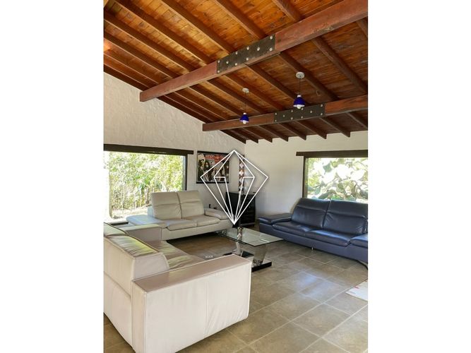 Finca en venta en La Alhambra, El Carmen de Viboral, 300 m² · foto 8 de 24