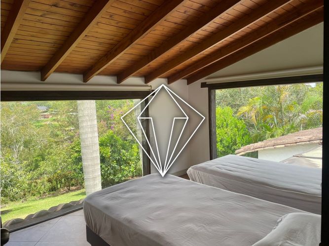 Finca en venta en La Alhambra, El Carmen de Viboral, 300 m² · foto 18 de 24