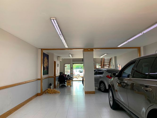 Local en arriendo en El Poblado, Medellín, 151 m² · foto 4 de 9