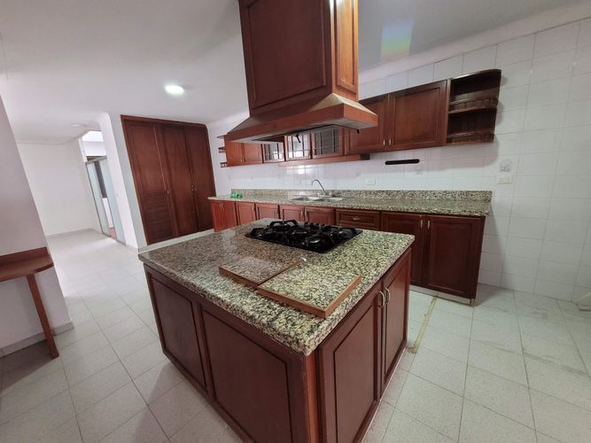 Casa de 4 alcobas en venta en El Ingenio, Cali, 337 m² · foto 7 de 24
