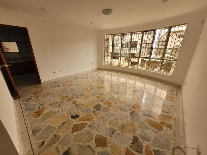 Casa de 4 alcobas en venta en El Ingenio, Cali, 337 m² · foto 12 de 24