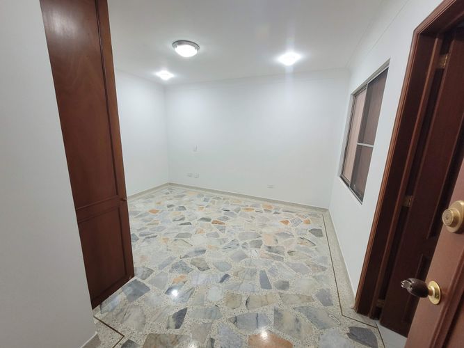 Casa de 4 alcobas en venta en El Ingenio, Cali, 337 m² · foto 15 de 24