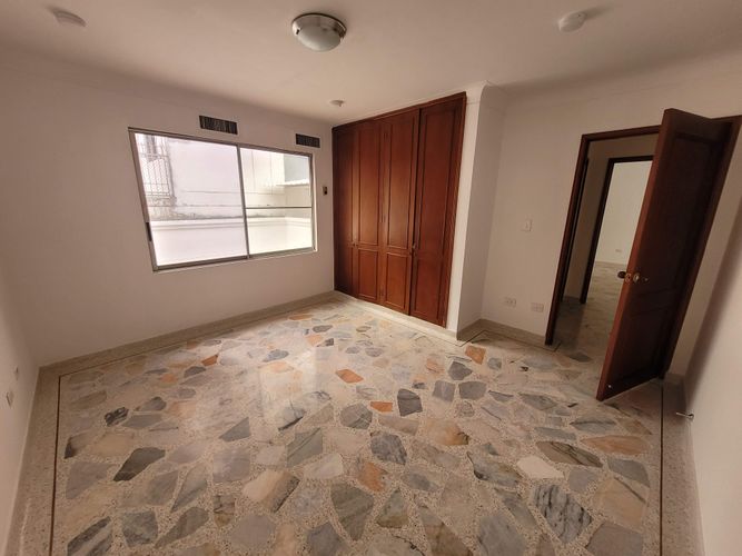 Casa de 4 alcobas en venta en El Ingenio, Cali, 337 m² · foto 16 de 24